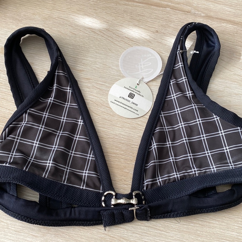 NWT Trusso Swimsuit Top
